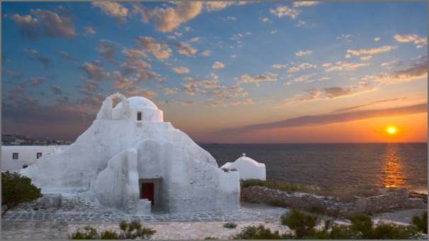 Panagia Paraportiani Church