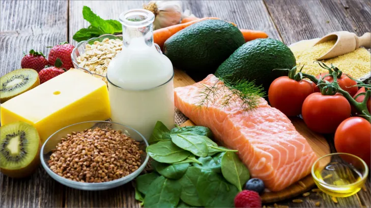 كيف تتبع نظاماً غذائياً صحياً يناسب جميع أفراد العائلة؟