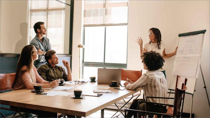 18 طريقة سهلة لجعل اجتماعاتك أفضل