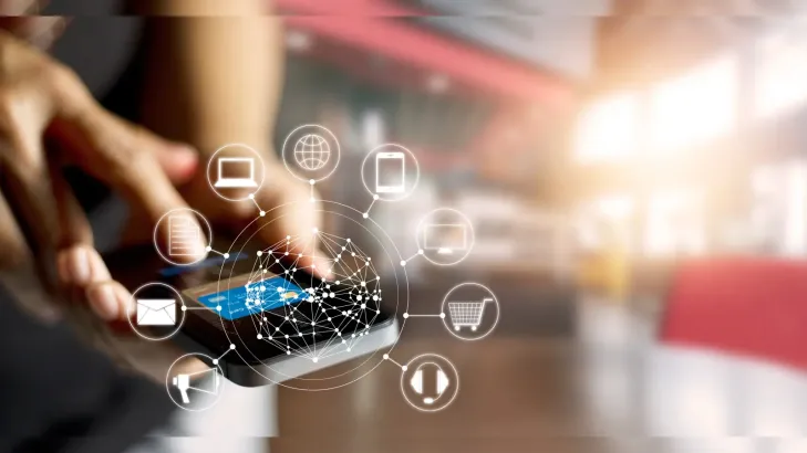 دور التكنولوجيا في تحسين تجربة العملاء