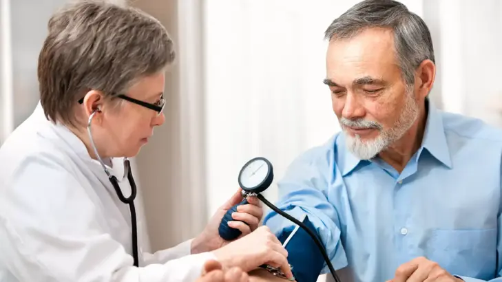 10 أمراض مزمنة تصيب الرجال أكثر من النساء