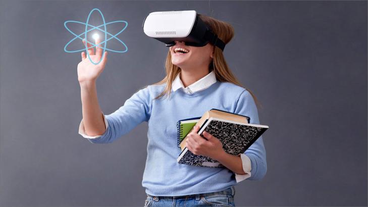 تقنيات الواقع المختلط واستخداماتها في التعليم والتدريب