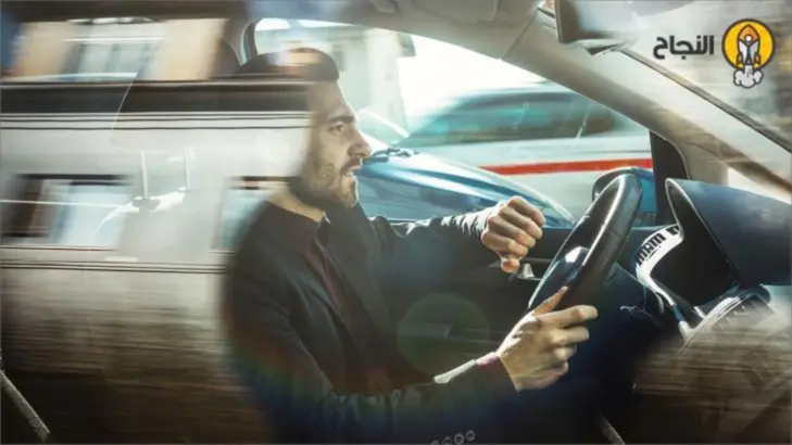 التعامل مع التأخير، وحل مشاكل الالتزام بالمواعيد