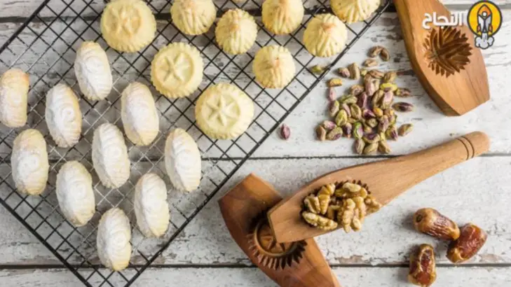 طرق تحضير حلويات عيد الفطر المعمول بالتمر والجوز