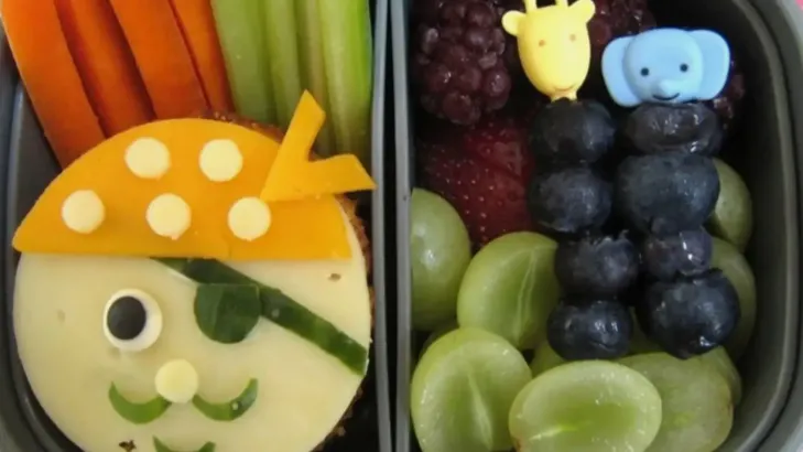 أسرار إعداد وجبات صحية ومغذية للأطفال: دليل الآباء العصريين