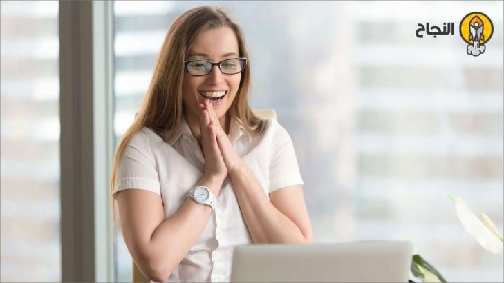 3 خطوات لتحسين المشاركة بين الموظفين الذين يعملون بنظام الساعة