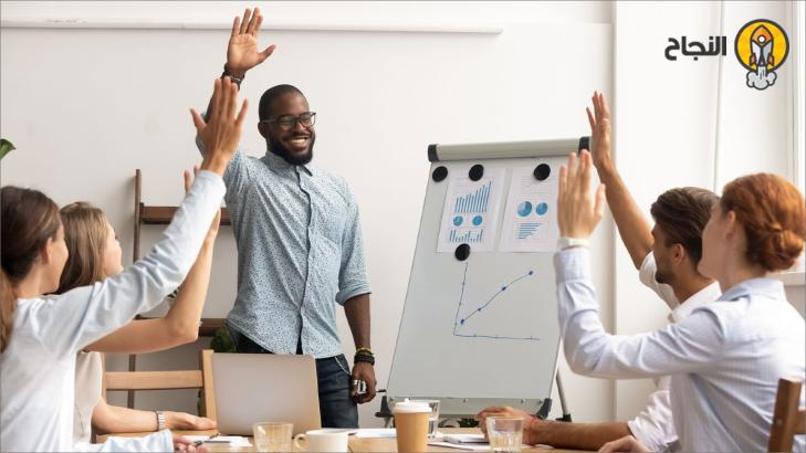 4 أساليب رائعة لجذب انتباه الحضور في العروض التقديمية