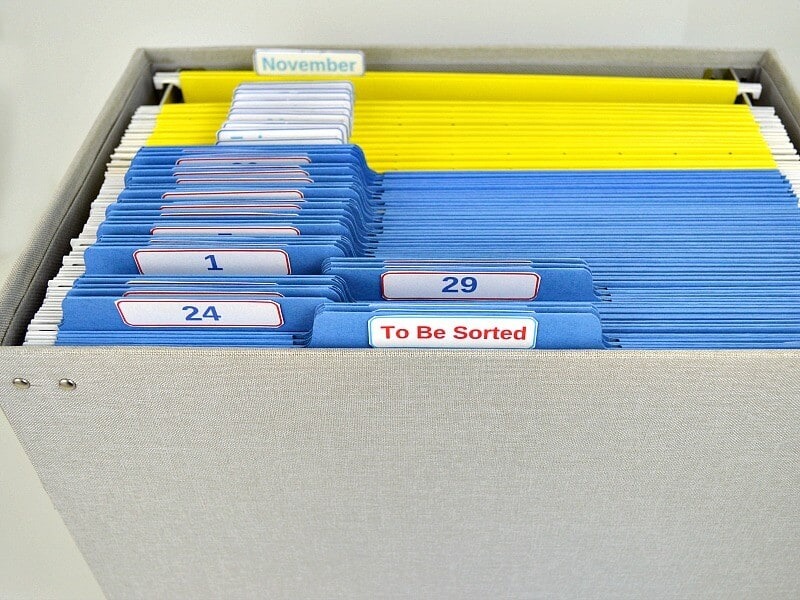 tickler files المصنفات المعنونة